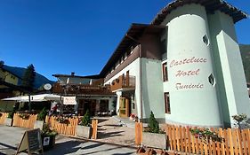 Casteluce Hotel Funivie